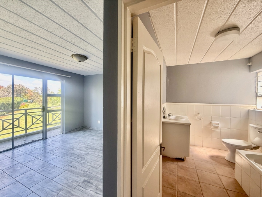 3 Bedroom Property for Sale in Caribbean Beach Club North West